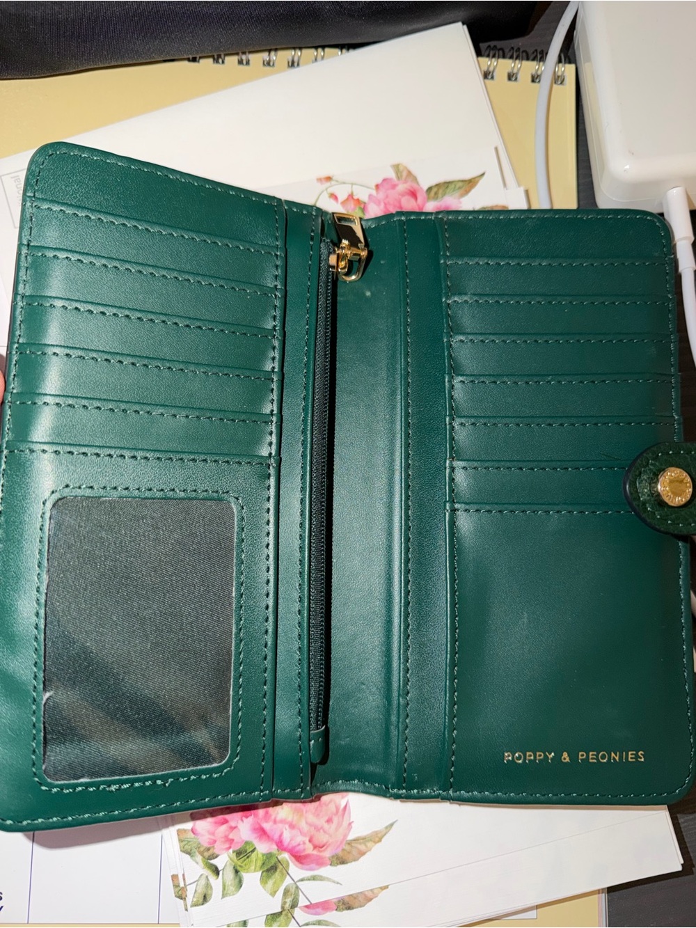 Poppy & Peonies Go Anywhere Wallet Heritage Green - Picture 4 of 6